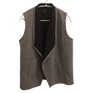 Banana Republic Sleeveless Cardigan XS